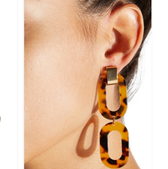 RESIN LINK EARRINGS - Picture 2 of 5